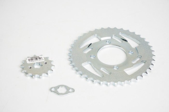 KIT PIÑONES - ONE 100 4 HUECOS (PT38C-PD14C-PASO 428) CASSARELLA