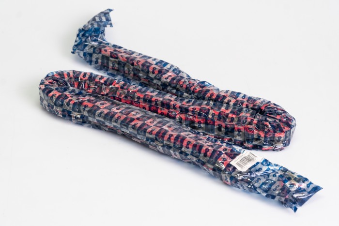 CADENA EN CAJA 520-H-110-CASSARELLA-ROJA XRING