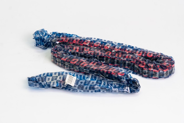 CADENA EN CAJA 428-H-112-CASSARELLA-ROJA O'RING