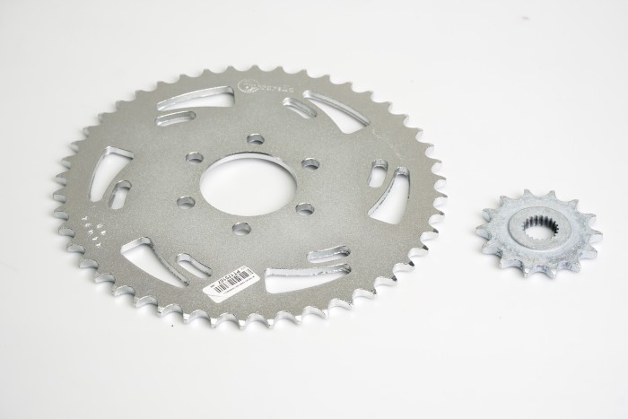 KIT PIÑONES - ER6N 600 6 HUECOS (PT46C-PD14C-PASO 520) CASSARELLA