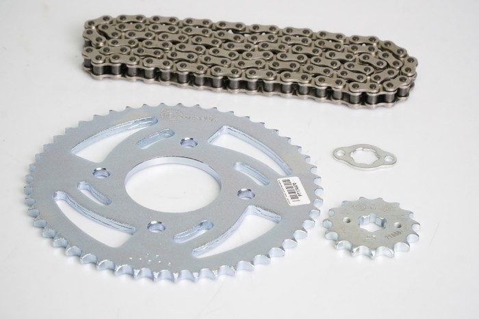 KIT CAJA CADENA - SYM NHX 190 4 HUECOS (PT49C-PD15C-428-H-132-C) NIQUELADA CASSARELLA