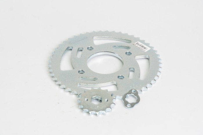 KIT PIÑONES - SYM NHX 190 4 HUECOS (PT49C-PD15C- 428) CASSARELLA