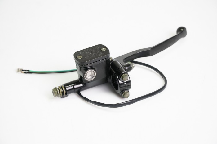 BOMBA FRENO DELANTERA + CASSARELLA CRYPTON T-110 CON MANIGUETA