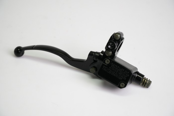 BOMBA FRENO DELANTERA + CASSARELLA FZ16 CON MANIGUETA