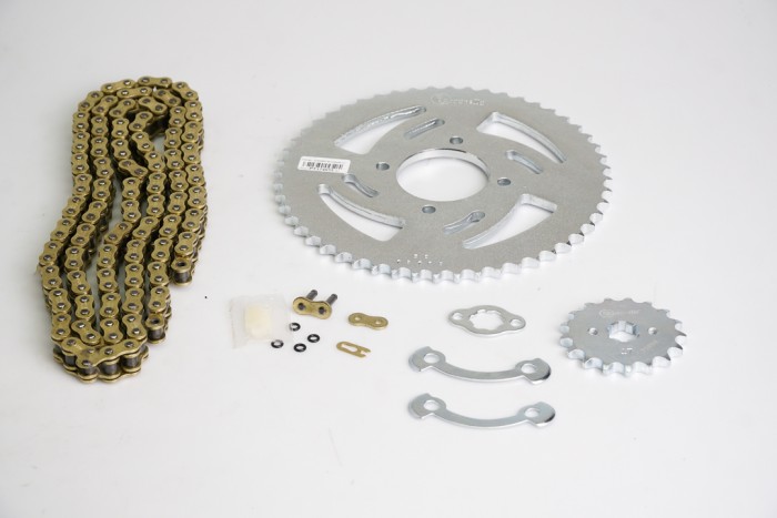 KIT CAJA CADENA - BOMBER 150 4 HUECOS (PT52C-PD17C-428-H-132-C) DORADA O´RING CASSARELLA