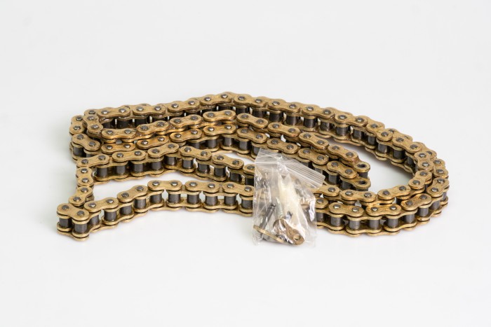 CADENA EN CAJA 428-H-136-CASSARELLA-DORADA O'RING