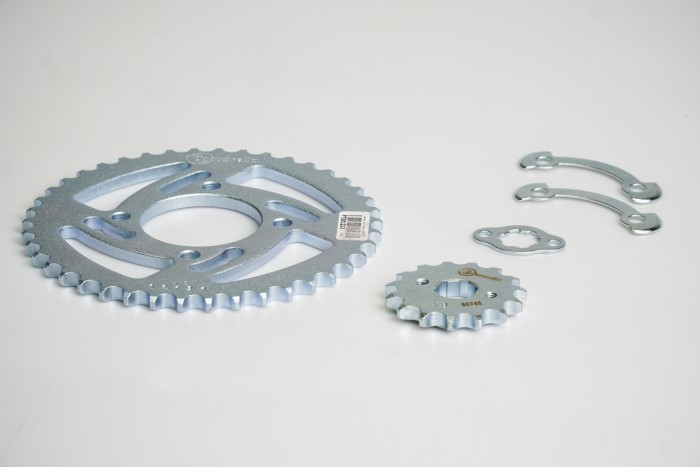 KIT PIÑONES - YZF R6 6 HUECOS (PT46C - PD15C - PASO 525)CASSARELLA