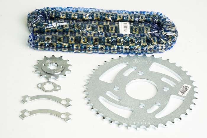 KIT CAJA CADENA - HUNK 160 4 HUECOS (PT40C-PD13C-520-H-120-C) DORADA  CASSARELLA