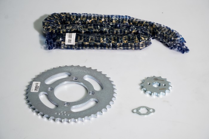 KIT CAJA CADENA - ONE ST 100 4 HUECOS (PT42C-PD14C-428-H-120-C) DORADA CASSARELLA