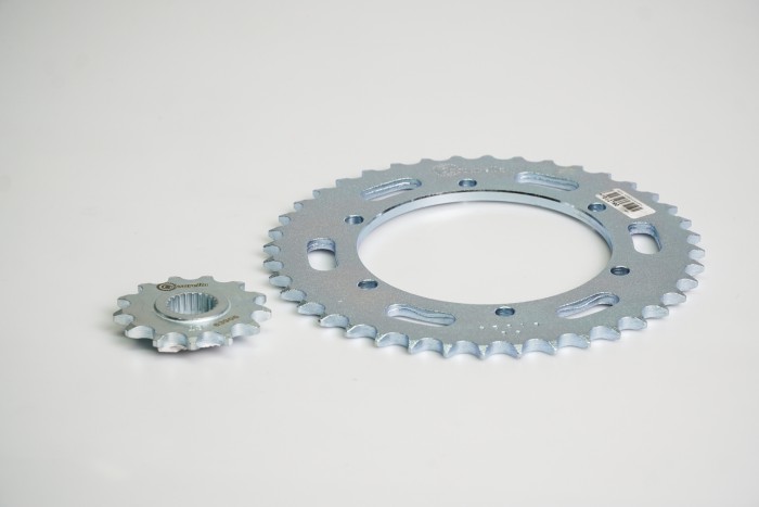 KIT PIÑONES - XTZ 250 - 6 HUECOS  (PT40C-PD13) CASSARELLA