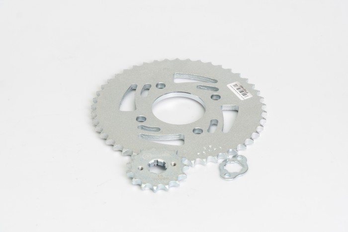 KIT PIÑONES - MRX 150 MOD. 2020 SPROCKET PLANO 4 HUECOS (PT46C-PD15C-428) CASSARELLA