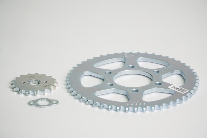 KIT PIÑONES - DR 150 6 HUECOS (PT50C-PD17C-428) CASSARELLA