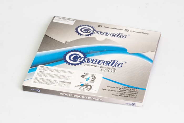 KIT PIÑONES - VERSYS 650 6 HUECOS (PT46C-PD14C-520)  CASSARELLA