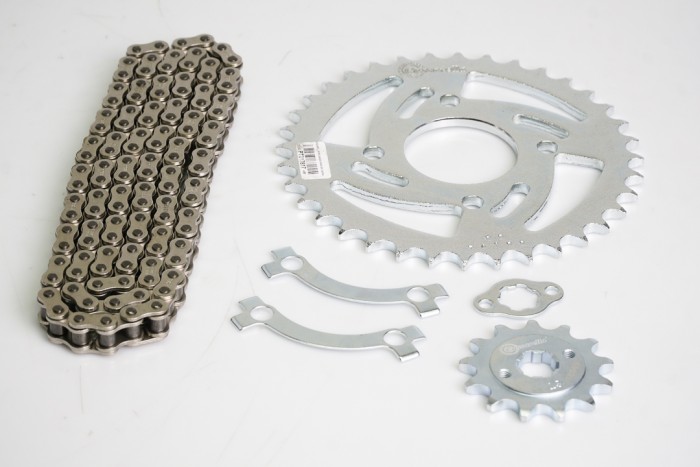 KIT CAJA CADENA - THRILLER 200 4 HUECOS (PT36 C-PD13C-520-H-120-C) NIQUELADA CASSARELLA