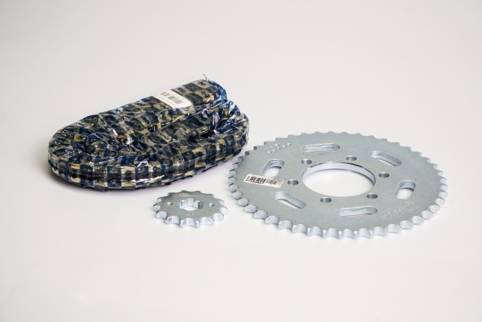 KIT CAJA CADENA - XTZ 150 6 HUECOS (PT45C-PD14C-428-H-132-C) DORADA CASSARELLA