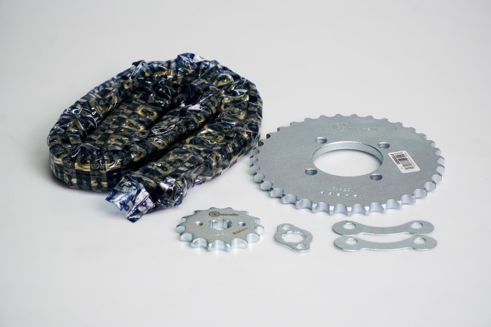 KIT CAJA CADENA - BEST 125 / AX4 110 4 HUECOS (PT35C-PD14C-428-H-124-C) DORADA O'RING CASSARELLA