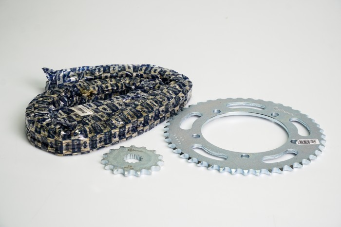 KIT CAJA CADENA - V-STROM 650 5 HUECOS (PT43C-PD15C-525-H-120-C) DORADA O'RING CASSARELLA