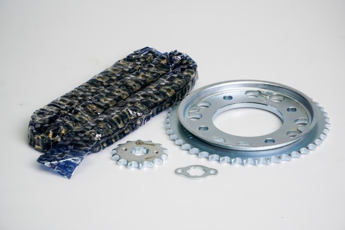 KIT CAJA CADENA - CB R 190 4 HUECOS (PT45C-PD14C-428-H 132C) DORADA O'RING CASSARELLA