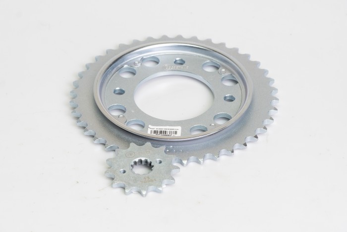 KIT PIÑONES - TWISTER 250 MODELO NUEVO 4 HUECOS (PT40C-PD13C- 520) CASSARELLA