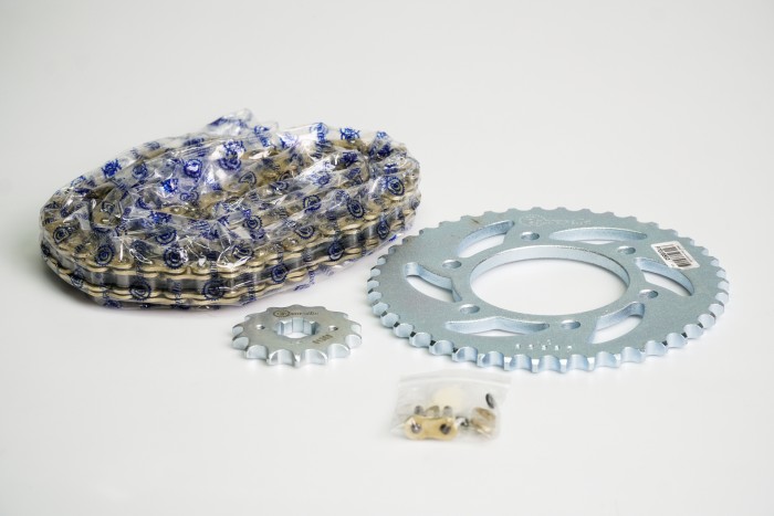 KIT CAJA CADENA - SZR 160 6 HUECOS (PT42C-PD14C-428-H-132-C) DORADA O´RING CASSARELLA