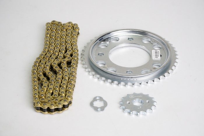 KIT CAJA CADENA - CB F 160 SPEED 4 HUECOS (PT 45C-D15C- 428-H-132C) DORADA CASSARELLA