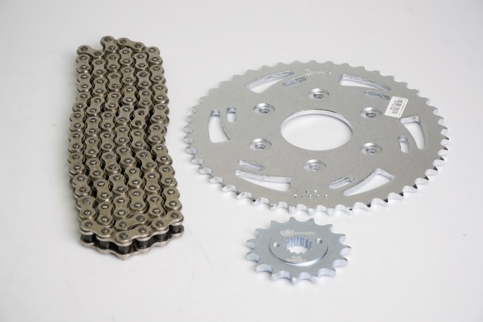 KIT CAJA CADENA - DOMINAR 400 6 HUECOS (PT45C - PD15C - 520 -H- 120C) NIQUELADA CASSARELLA