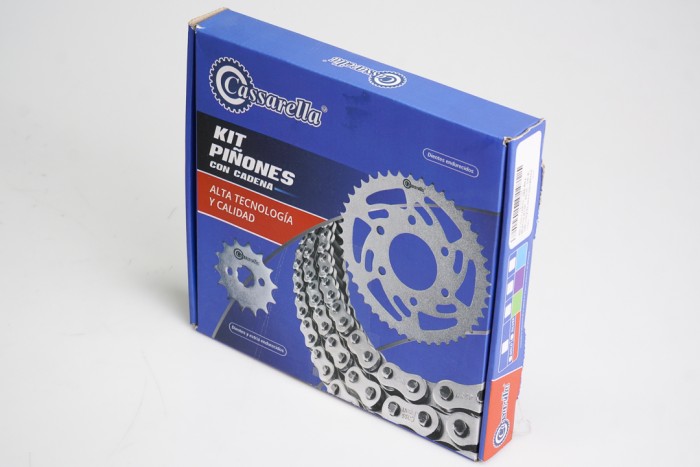KIT CAJA CADENA - XRE 300 6 HUECOS (PT39C - PD13C - 520 -H- 120C) NIQUELADA CASSARELLA