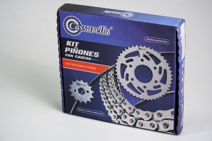 KIT CAJA CADENA - AKT TTR 200 4 HUECOS (PT40C - PD13C - 520 -H- 110C)  NIQUELADA CASSARELLA