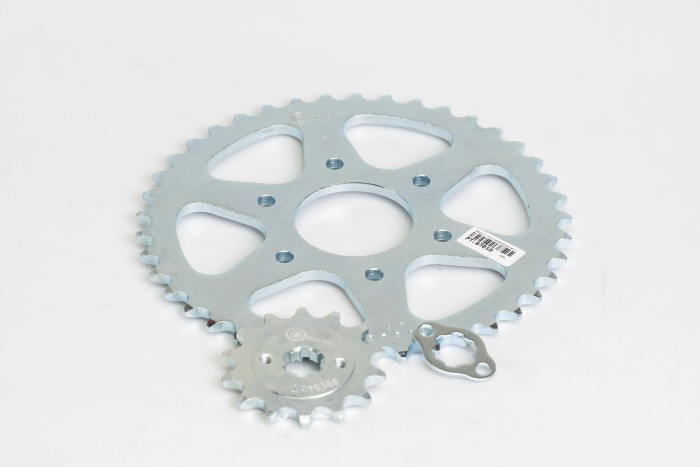 KIT PIÑONES - PULSAR RS 200 6 HUECOS (PT41C-PD14C PASO 520) CASSARELLA