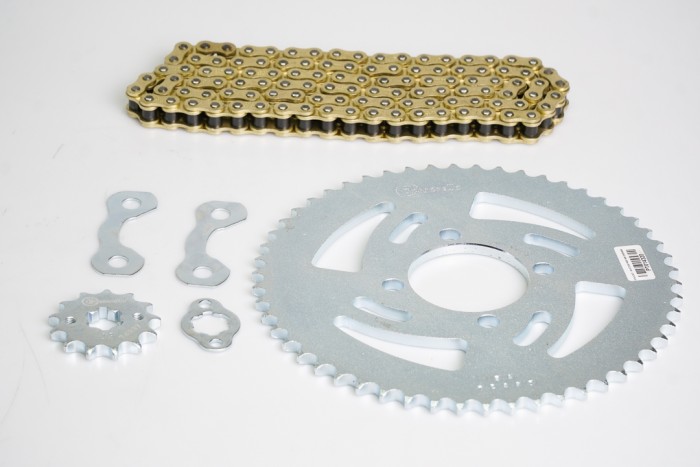 KIT CAJA CADENA - XTZ 125 FORCE 4 HUECOS (PT54C-PD13C-428-H-132-C) DORADA CASSARELLA