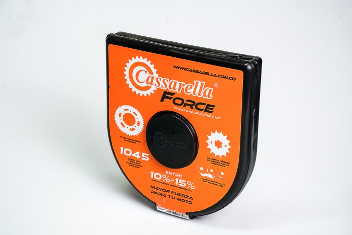 KIT CAJA CADENA - AKT EVO 125/150VO FORCE  4 HUECOS (PT42C-PD14C-428-H-132-C) DORADA CASSARELLA