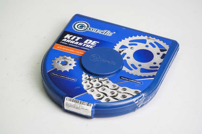 KIT CAJA CADENA - RX 115 4 HUECOS (PT39C-PD13C-428-H-110C) DORADA CASSARELLA