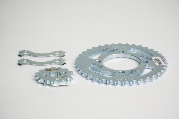 KIT PIÑONES - AKT EVO R3 125/150 4 HUECOS (PT38C-PD15C) PASO 428 / CASSARELLA