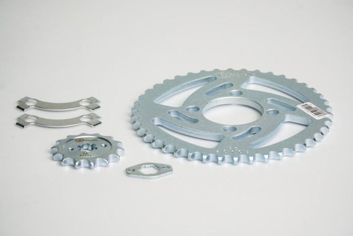 KIT PIÑONES - DISCOVER 110 4 HUECOS (PT42C-PD14C-PASO428) CASSARELLA