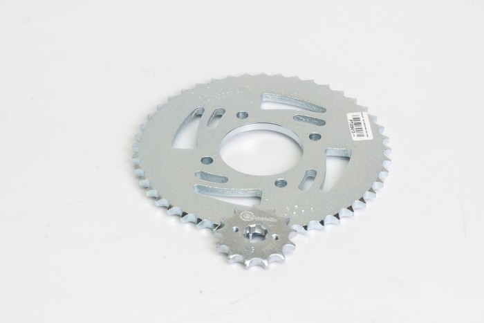 KIT PIÑONES - STRYKER 125 4 HUECOS (PT45C-PD13C PASO 428) CASSARELLA