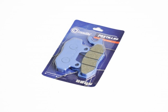 PASTILLA FRENO CASSARELLA DEL/AKTCR4-CR5 180-200/BENELLI150S-180S-TNT150/HERO-XPULSE200-WIND 125-VICTORM150/ VICTORYNITRO 125/TVS-RAIDER 125-APACHE160 4V-APACHE200 FI/ TRAS/KYMCO-AGILITYCITY150-