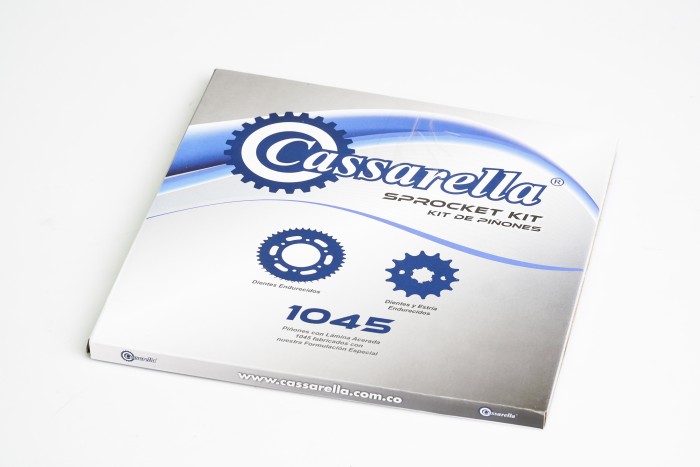 KIT PIÑONES - GS 125 4 HUECOS (PT50C-PD15C- 428) CASSARELLA