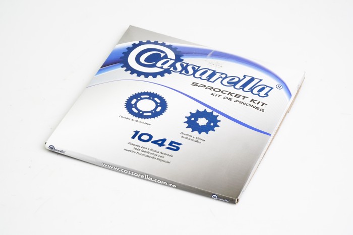 KIT PIÑONES - UM SMF 200 6 HUECOS (PT47C-PD16C PASO 428) CASSARELLA