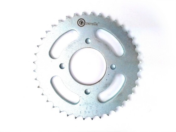 SPROCKET - 40 JINCHENG 125 PASO 428 CASSARELLA