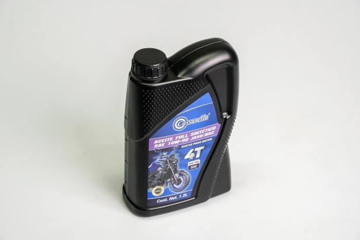 ACEITE CASSARELLA 10W40 FULL SINTETICO 4T JASO MA2 CAJA X 12 1.2 LITROS(001)