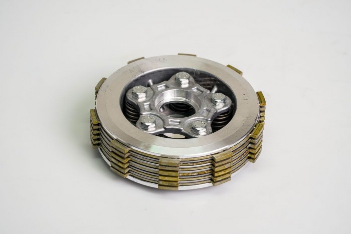 CENTRO CLUTCH COMPLETO CASSARELLA PULSAR180 UG-GT BSIV-PULSAR 220|PULSAR180 NEON -6 DISCOS