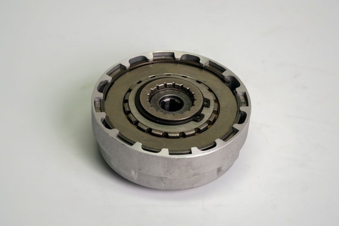 CENTRO CLUTCH COMPLETO CASSARELLA ADVANCE R125 -3 DISCOS (166)