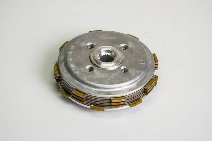 CENTRO CLUTCH COMPLETO CASSARELLA TVS NEO NX110 -4 DISCOS (166)