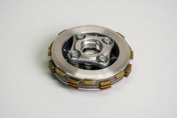 CENTRO CLUTCH COMPLETO CASSARELLA TVS NEO NX110 -4 DISCOS (166)