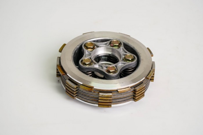 CENTRO CLUTCH COMPLETO CASSARELLA AKT200TTR -6 DISCOS (166)