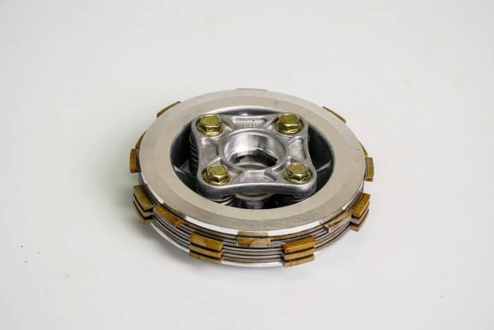 CENTRO CLUTCH COMPLETO CASSARELLA ECO100 DELUX-SPLENDOR NXG/ECO 100 -4 DISCOS (166)