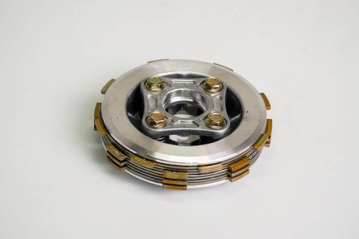 CENTRO CLUTCH COMPLETO CASSARELLA WAVE 110S E3 -3 DISCOS (166)