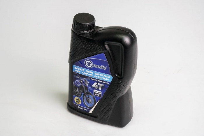 ACEITE CASSARELLA 10W40 SEMI 4T JASO MA2 LITRO (001)
