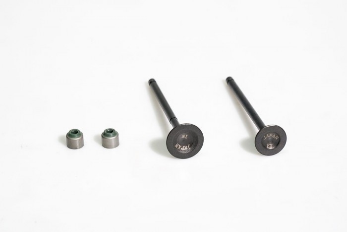 VALVULAS KIT ADMISION Y ESCAPE CON SELLOS CASSARELLA + PULSAR 135-LS-SPEED|PULSAR NS 125 (372-JAP)