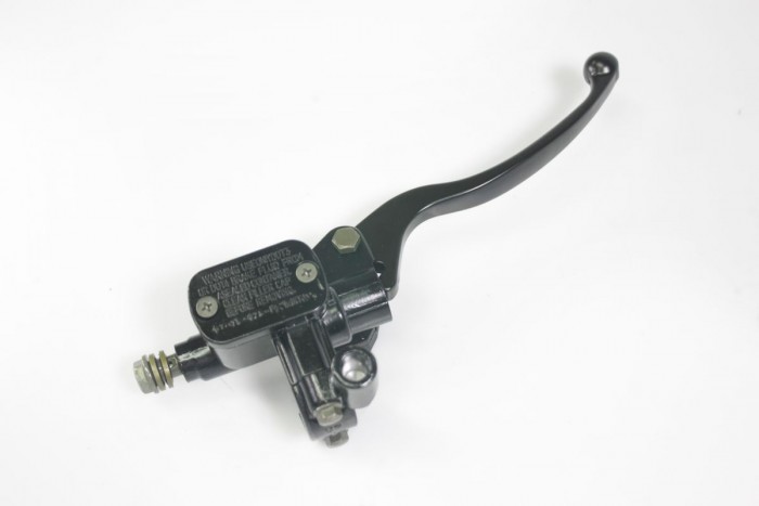 BOMBA FRENO DELANTERA + CASSARELLA NMAX CON MANIGUETA